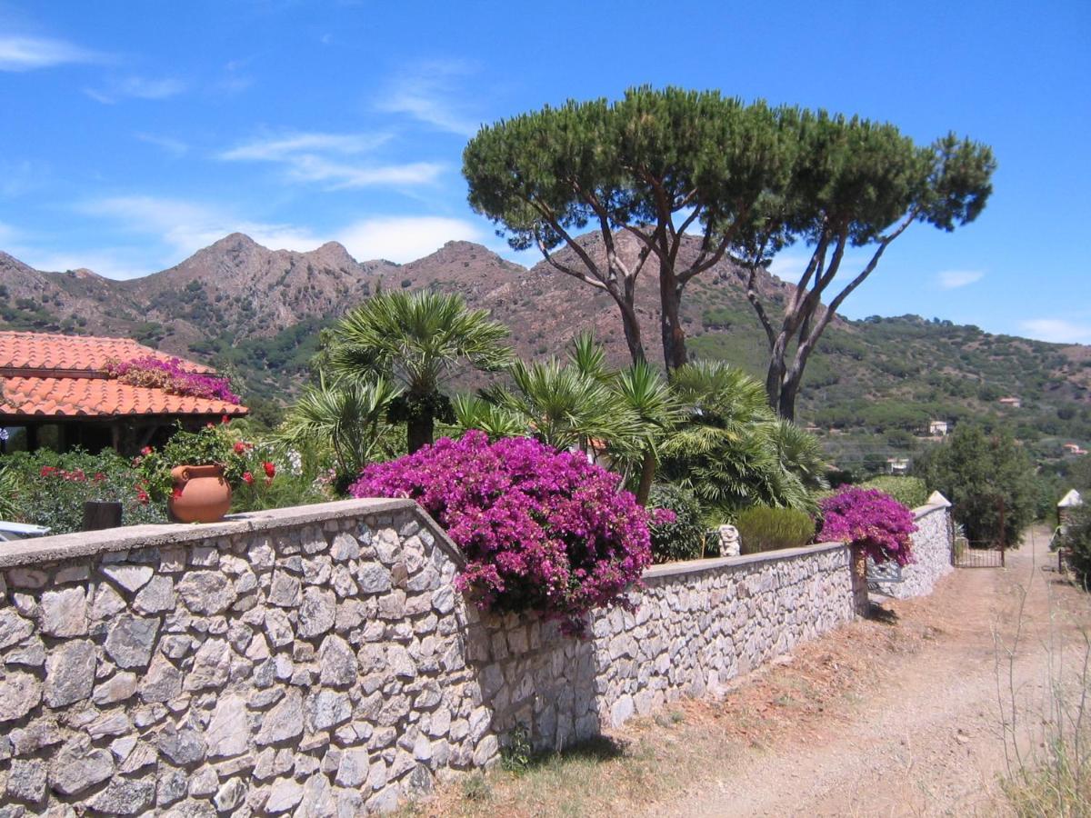 Studio-Appartment In Landhaus Mit Meerblick Porto Azzurro Exteriér fotografie